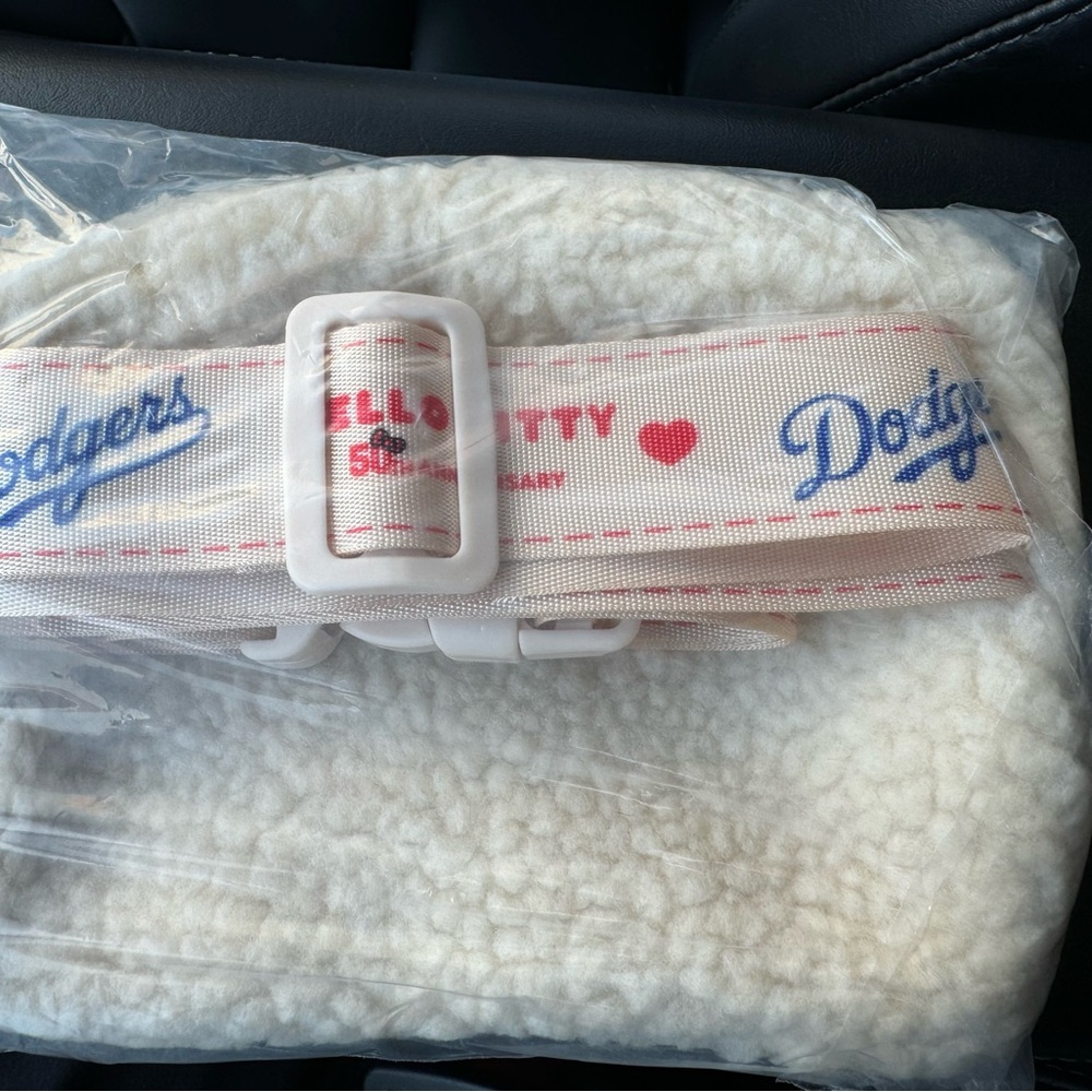 Dodgers x Hello Kitty Fanny Pack 2024